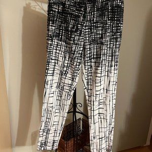 JAYE.E Abstract Patterned Pants